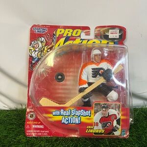 NIB 1998 Starting Lineup Pro Action Eric Lindros Philadelphia Flyers NHL Figure